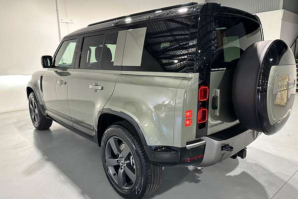 2025 Land Rover Defender 110 D350 X-Dynamic SE L663