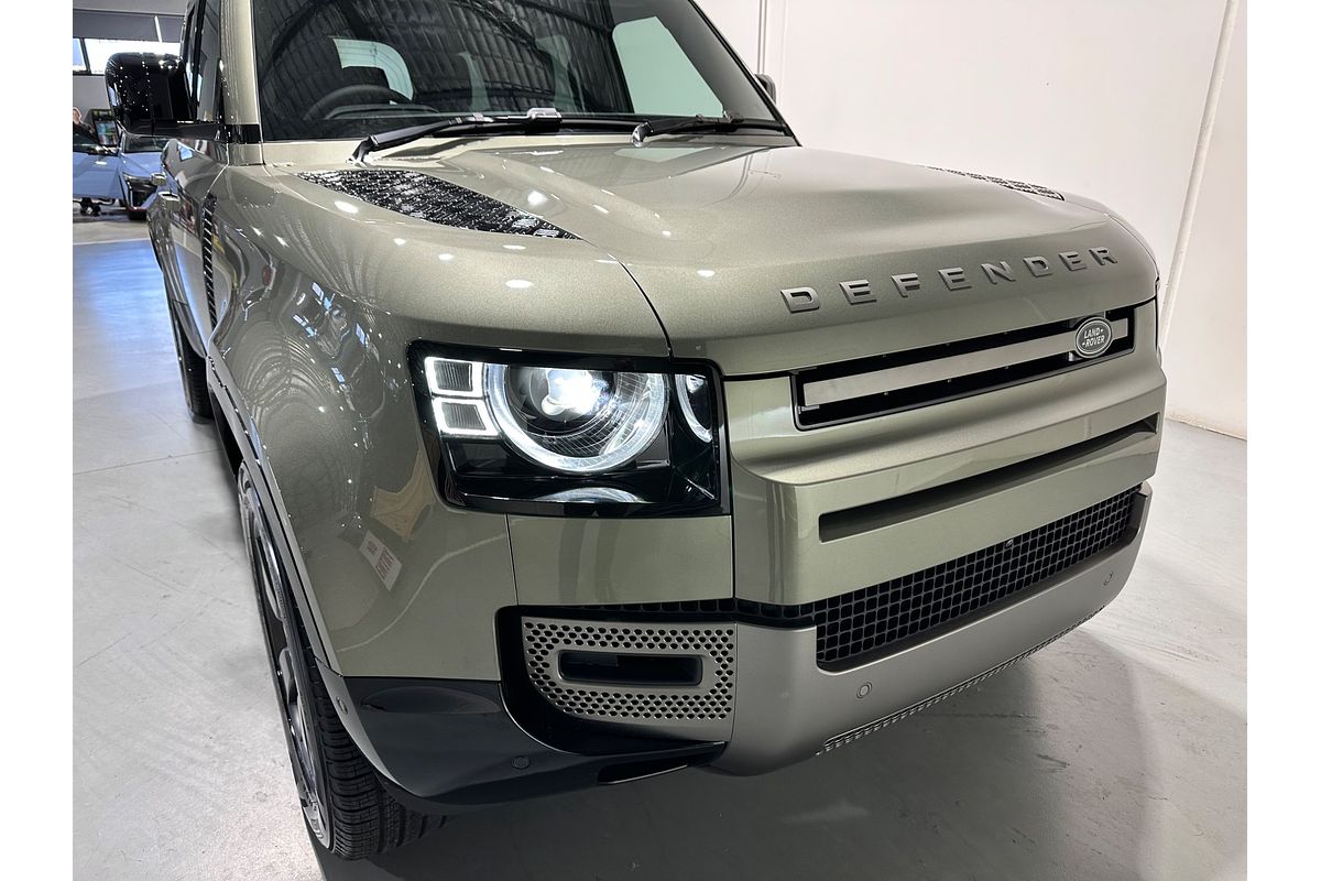 2025 Land Rover Defender 110 D350 X-Dynamic SE L663