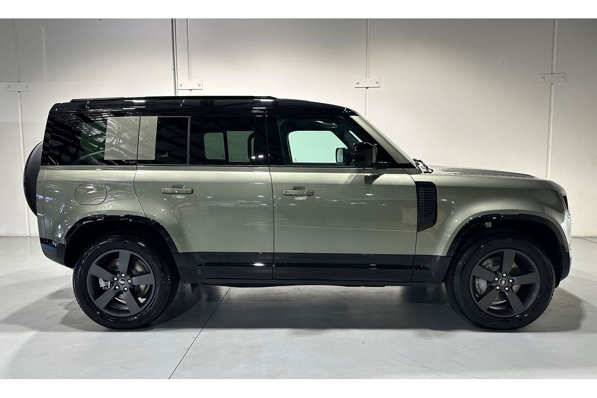 2025 Land Rover Defender 110 D350 X-Dynamic SE L663