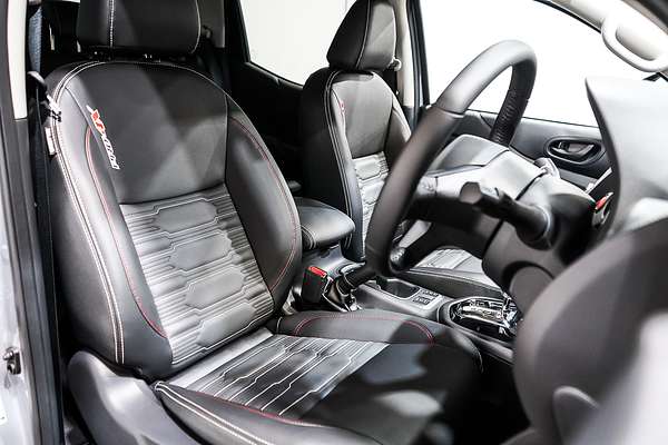 2025 Nissan Navara PRO-4X D23 4X4