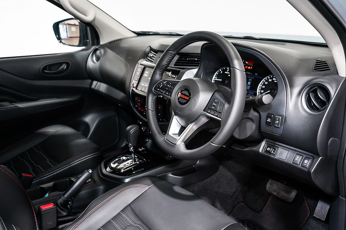 2025 Nissan Navara PRO-4X D23 4X4