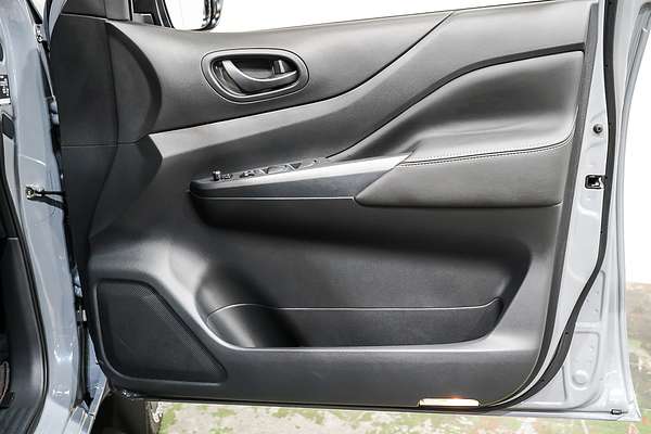 2025 Nissan Navara PRO-4X D23 4X4