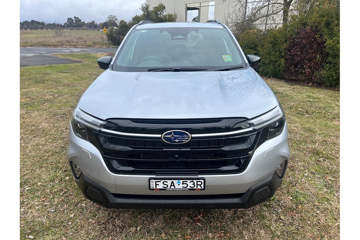 2025 Subaru Forester Hybrid Touring S6