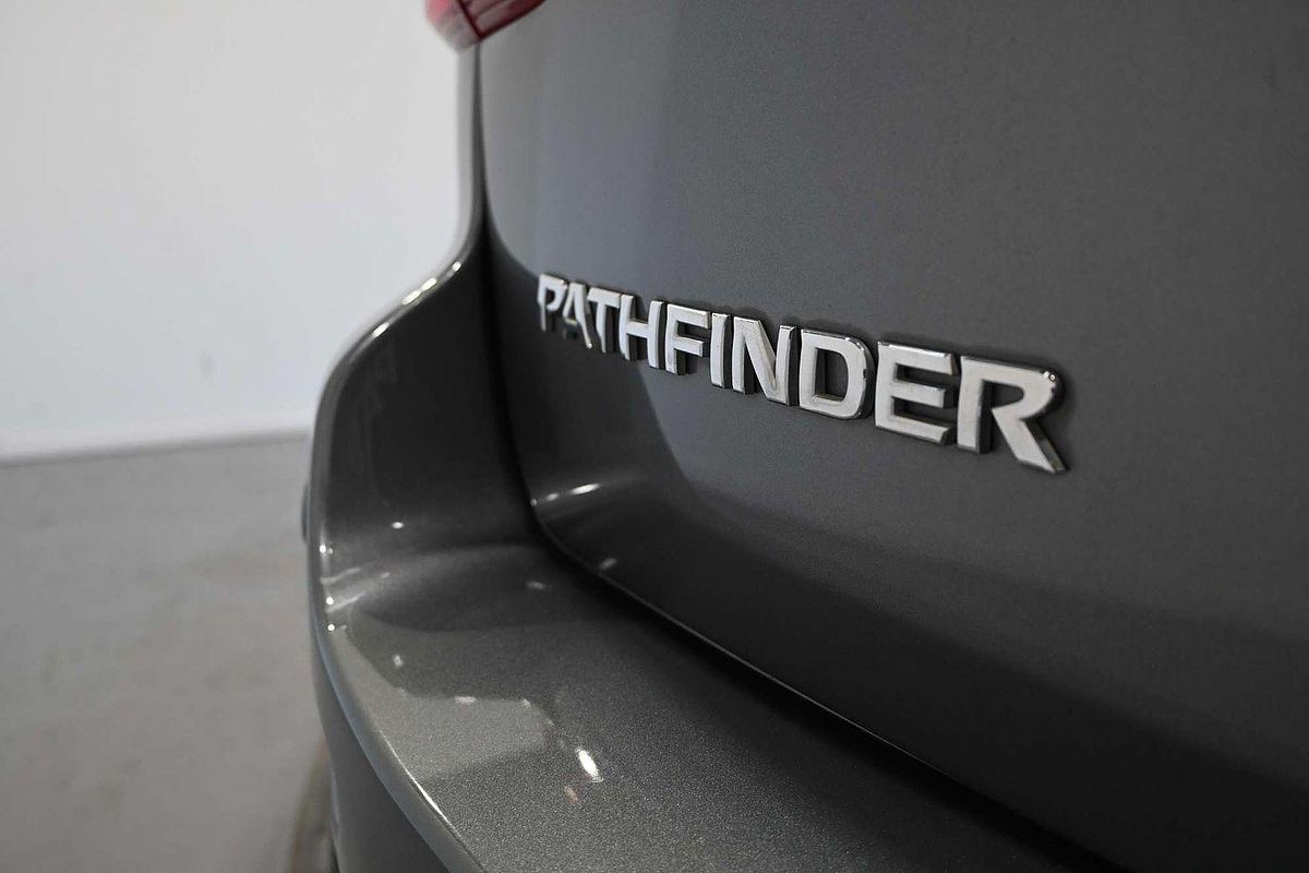 2019 Nissan Pathfinder ST R52 Series III