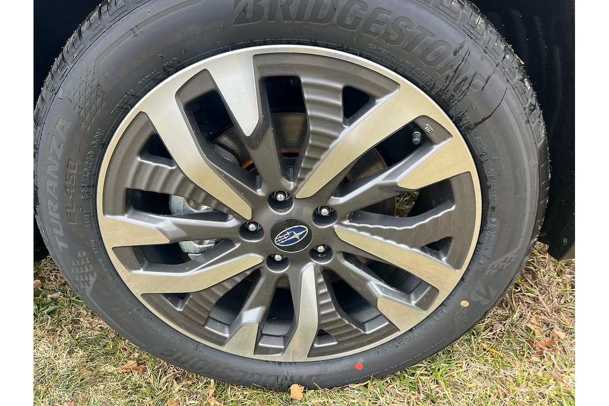 2025 Subaru Forester Hybrid Touring S6