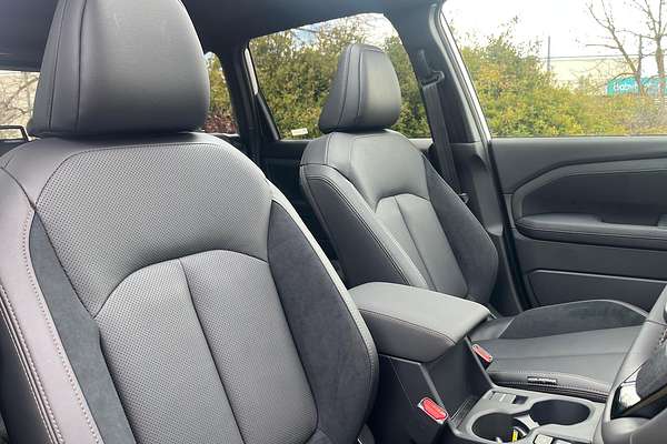 2025 Subaru Forester Hybrid Touring S6