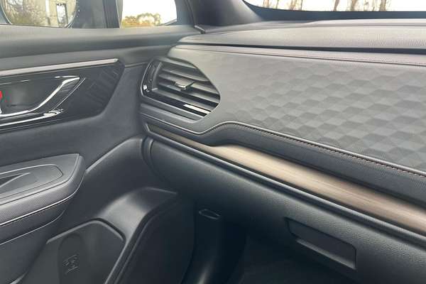 2025 Subaru Forester Hybrid Touring S6