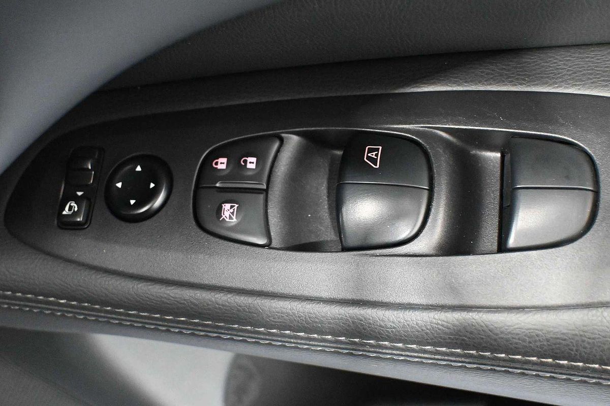 2019 Nissan Pathfinder ST R52 Series III