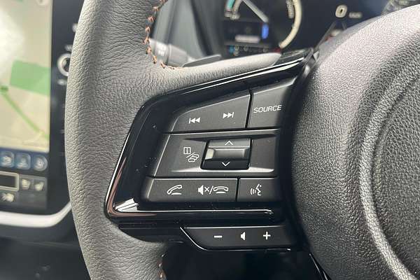 2025 Subaru Forester Hybrid Touring S6
