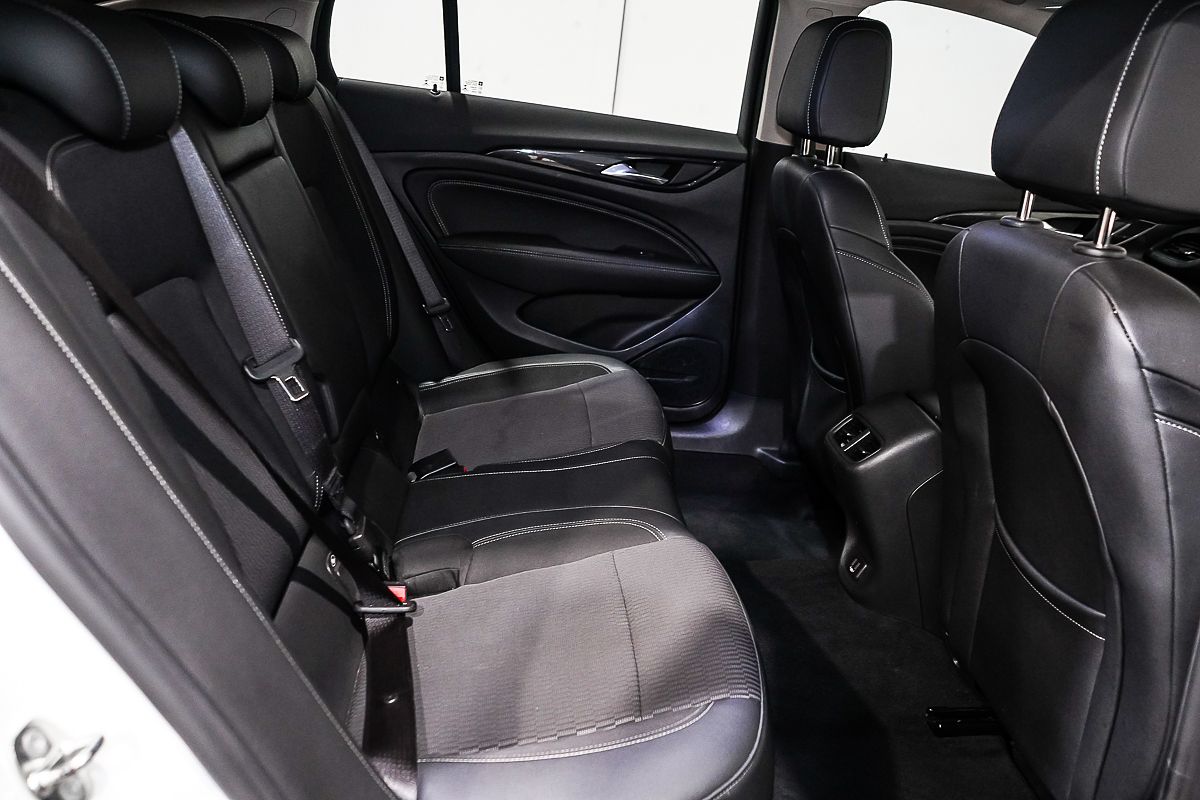 2019 Holden Commodore RS ZB