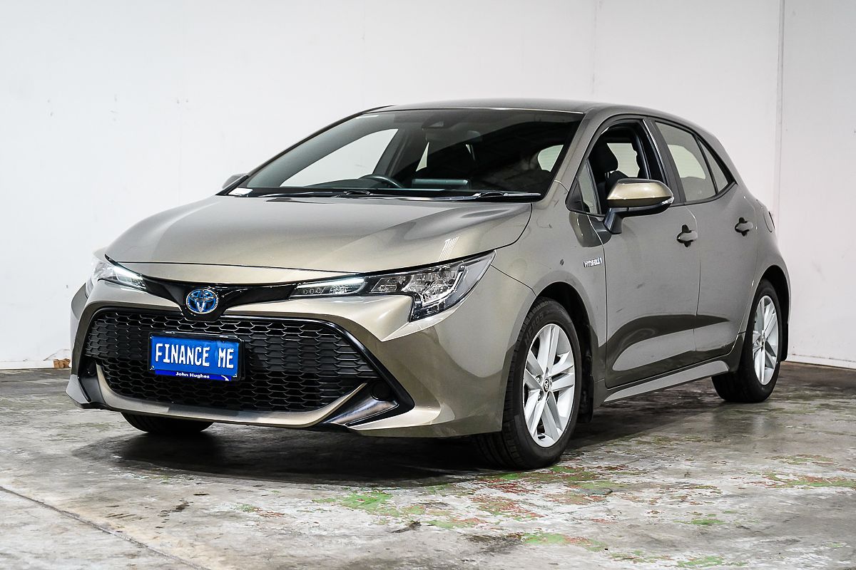 2018 Toyota Corolla SX Hybrid ZWE211R
