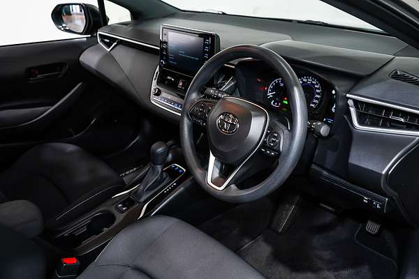 2018 Toyota Corolla SX Hybrid ZWE211R
