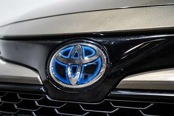 2018 Toyota Corolla SX Hybrid ZWE211R