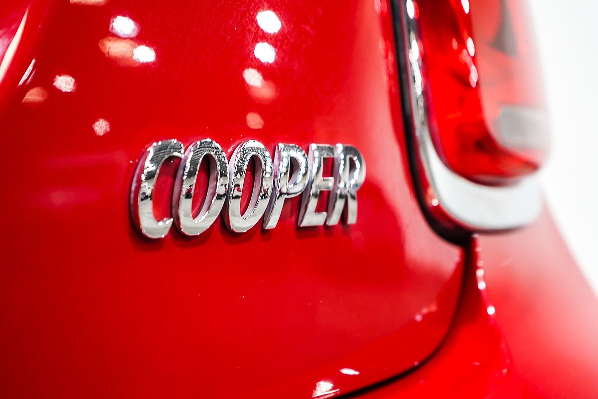 2019 MINI Hatch Cooper F55 LCI