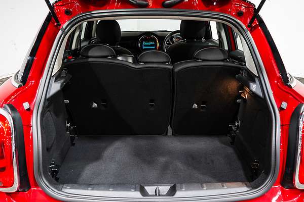 2019 MINI Hatch Cooper F55 LCI