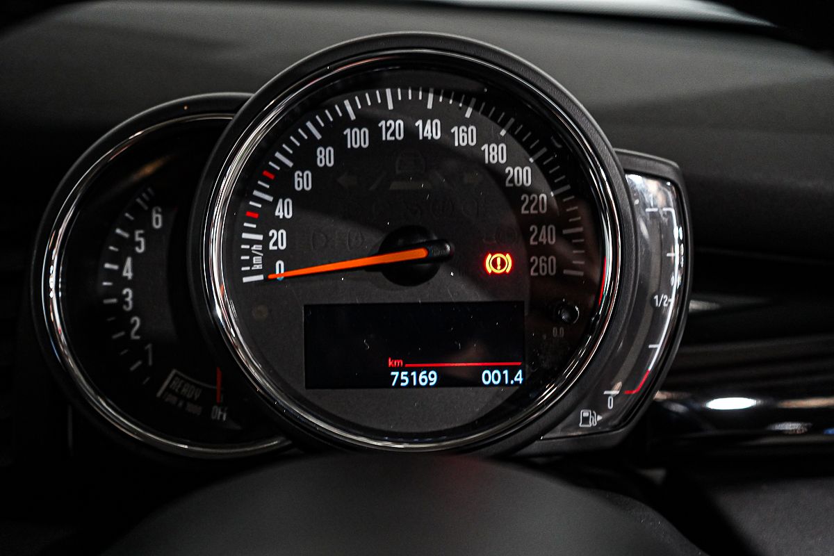 2019 MINI Hatch Cooper F55 LCI