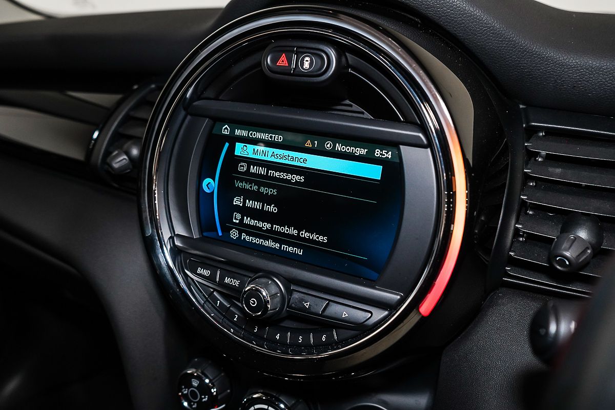 2019 MINI Hatch Cooper F55 LCI
