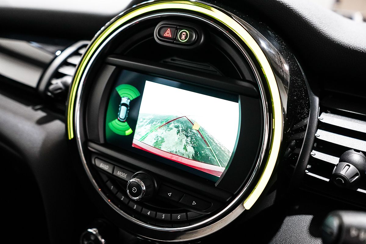2019 MINI Hatch Cooper F55 LCI