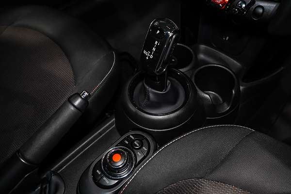 2019 MINI Hatch Cooper F55 LCI