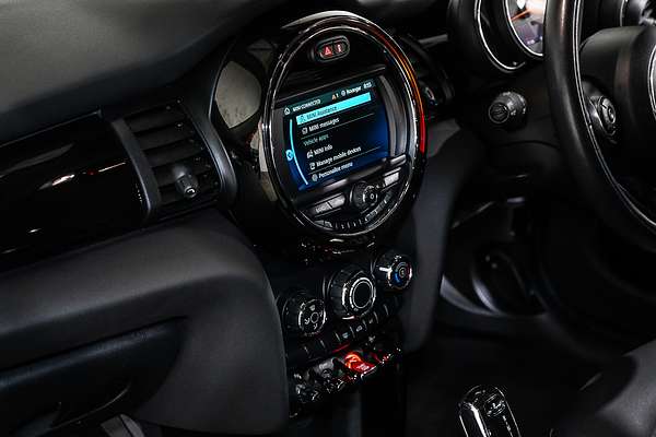 2019 MINI Hatch Cooper F55 LCI