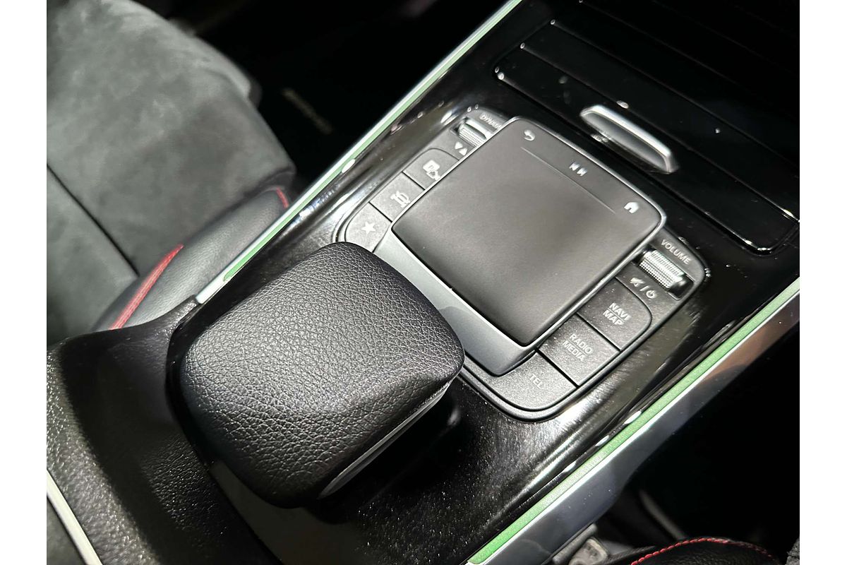2021 Mercedes-Benz GLB-Class GLB200 X247