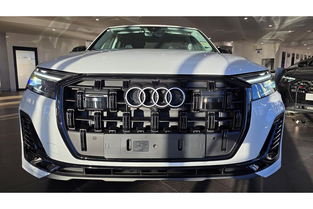 2025 Audi Q7 45 TDI 4M