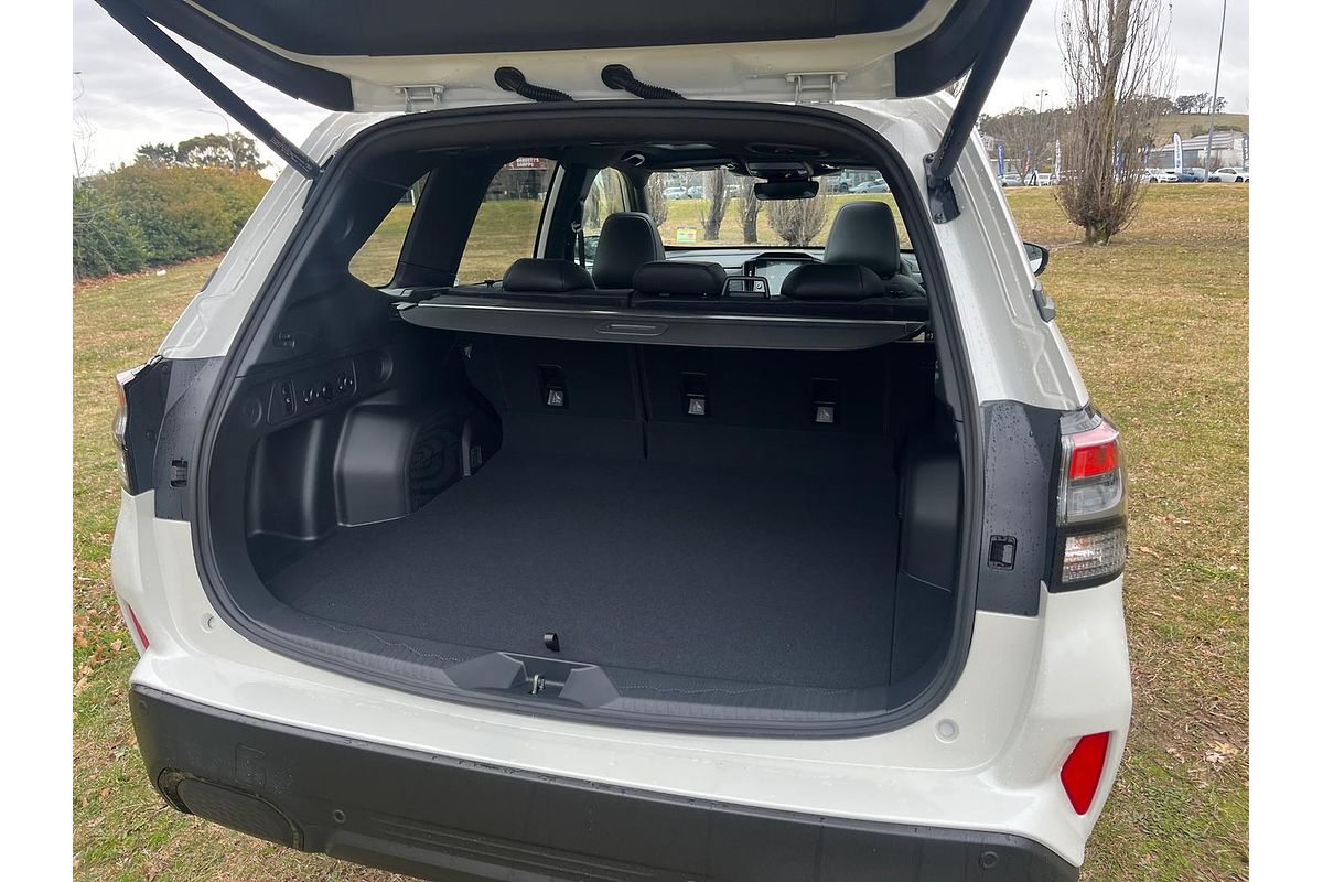 2025 Subaru Forester Touring S6