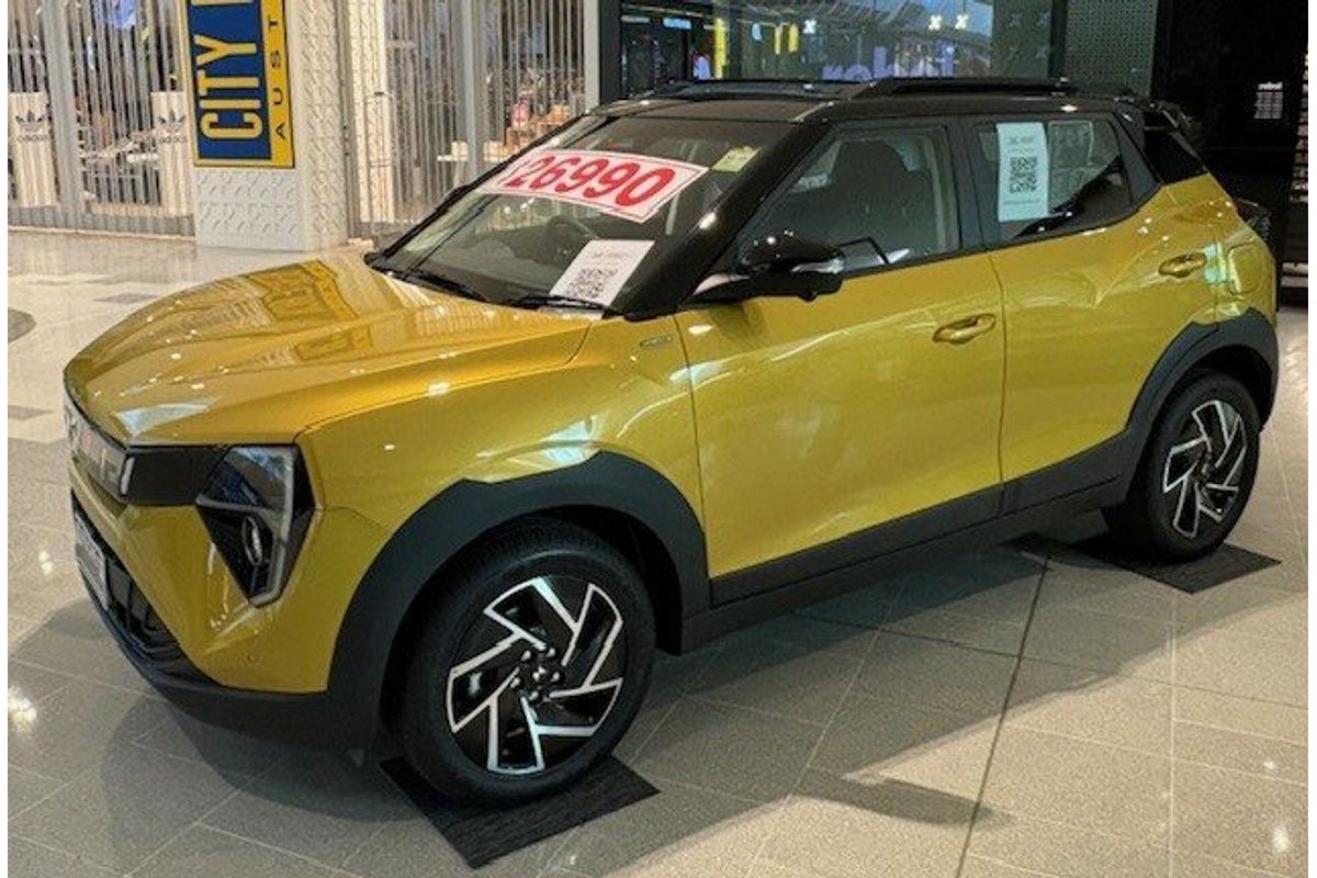 2025 Mahindra XUV 3XO AX7L
