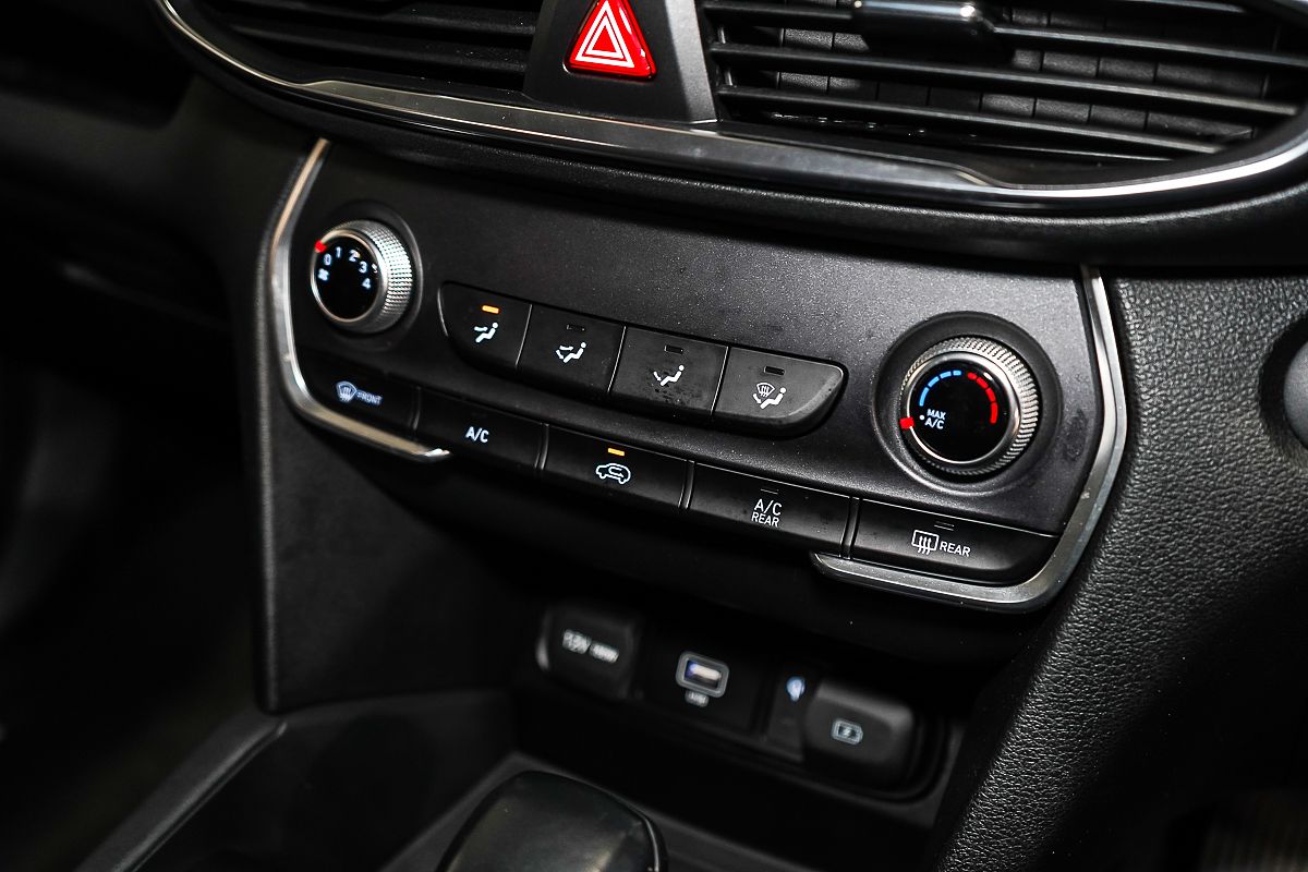 2021 Hyundai Santa Fe Active TM.V4