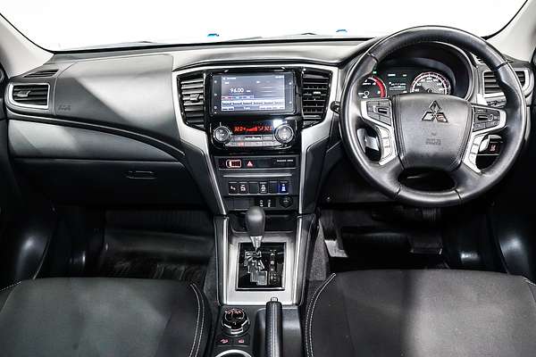 2022 Mitsubishi Triton GLS MR 4X4