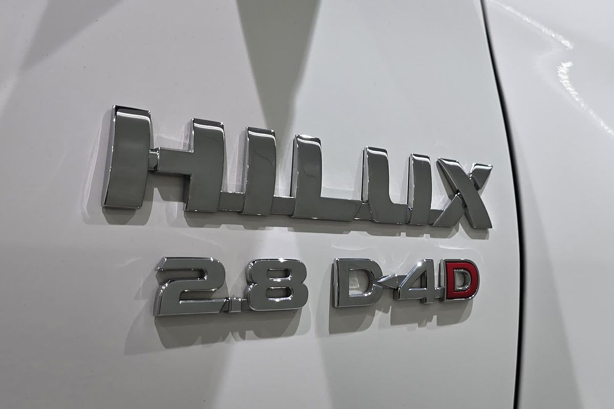 2024 Toyota Hilux Hilux 4x4 SR 2.8L T Diesel Automatic Double Cab GUN126R 4X4