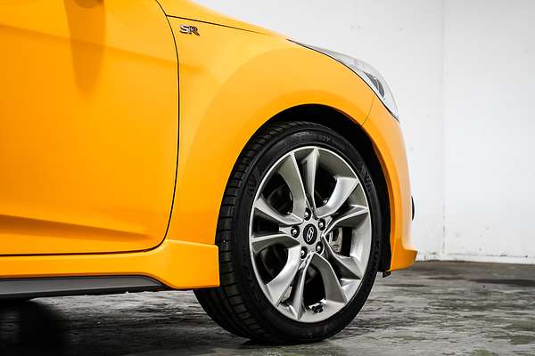 2017 Hyundai Veloster SR Turbo FS5 Series II