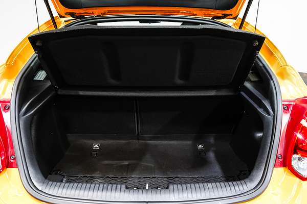 2017 Hyundai Veloster SR Turbo FS5 Series II