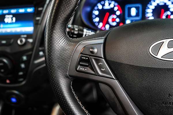 2017 Hyundai Veloster SR Turbo FS5 Series II