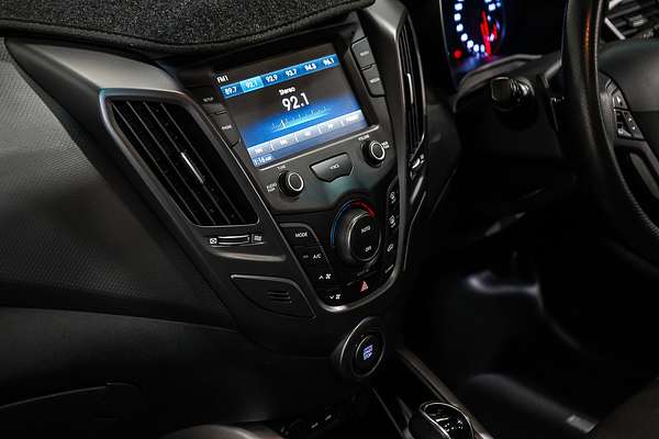 2017 Hyundai Veloster SR Turbo FS5 Series II