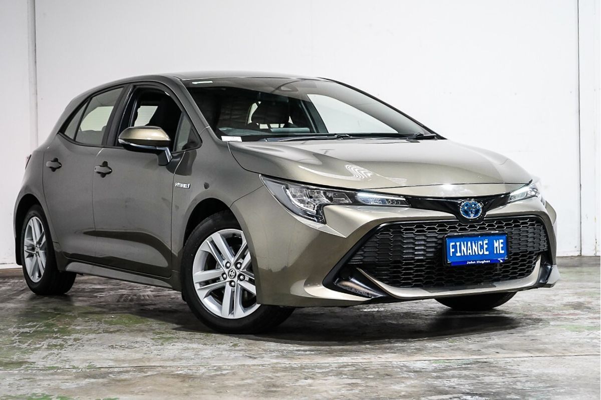 2018 Toyota Corolla SX Hybrid ZWE211R