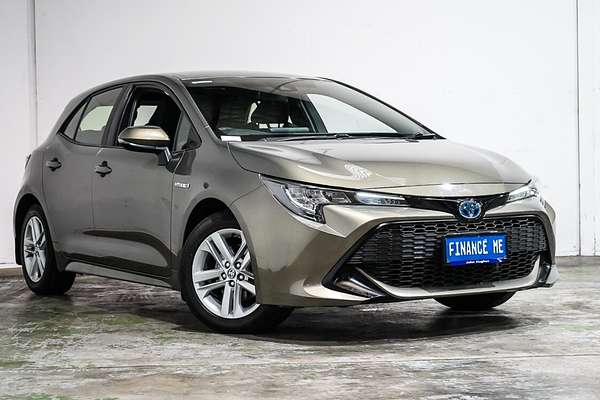 2018 Toyota Corolla SX Hybrid ZWE211R
