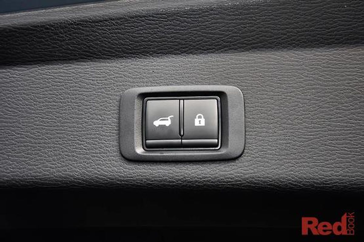 2025 Mitsubishi Outlander Exceed Tourer ZM