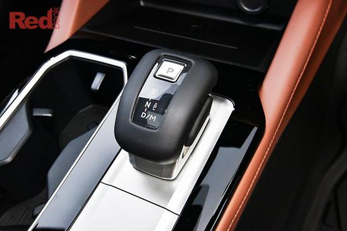 2025 Mitsubishi Outlander Exceed Tourer ZM