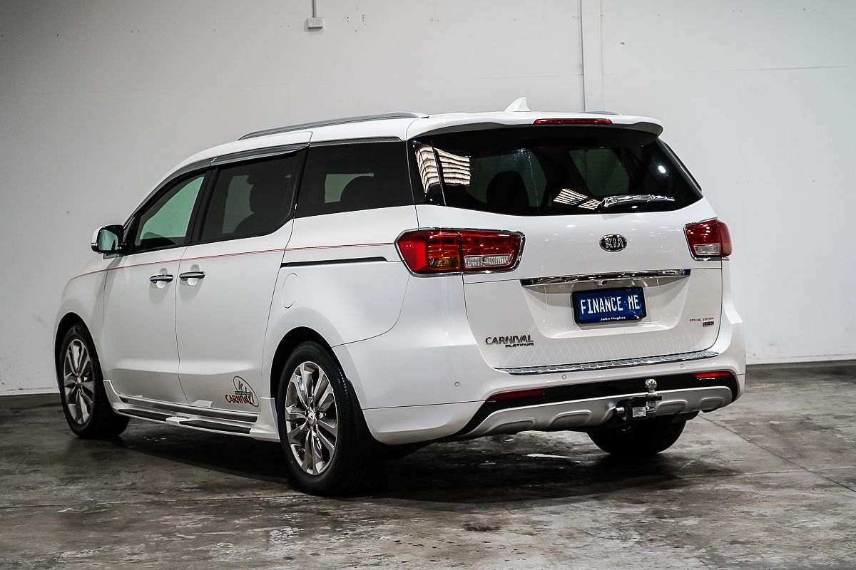 2016 Kia Carnival Platinum YP