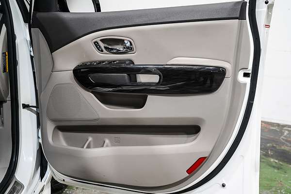 2016 Kia Carnival Platinum YP