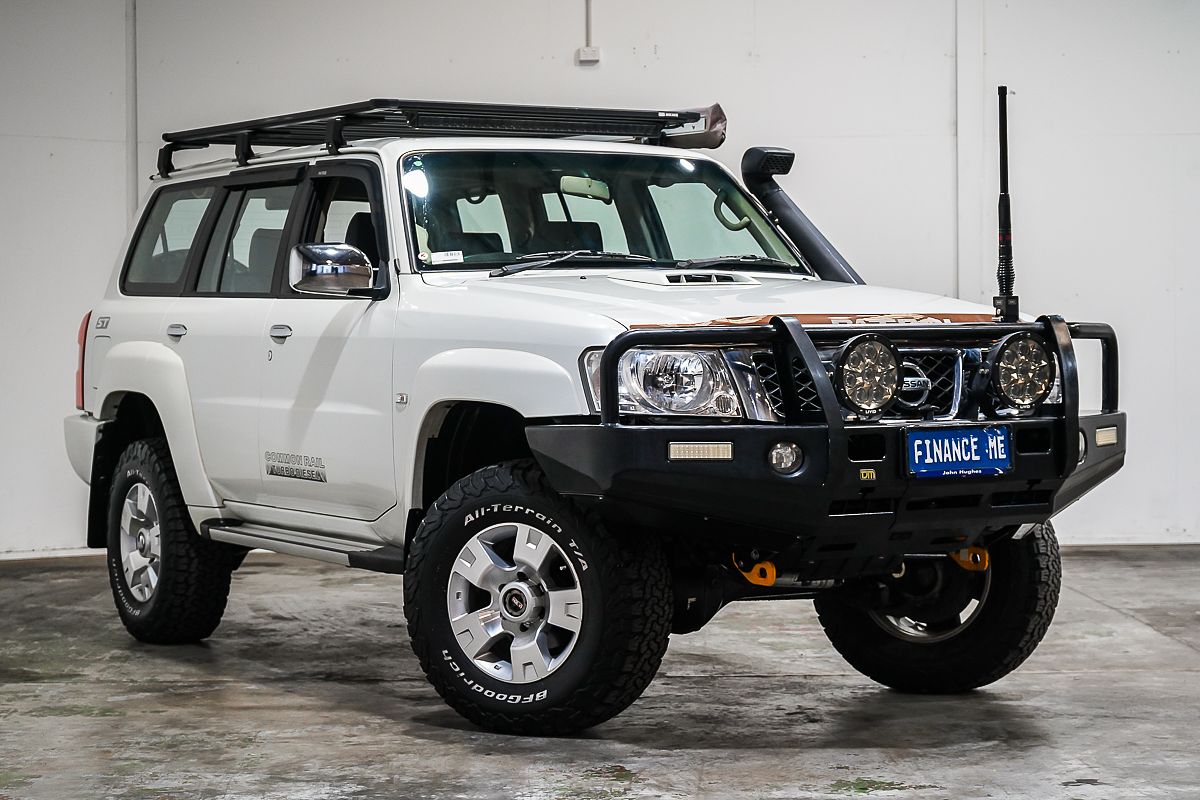 2015 Nissan Patrol ST Y61