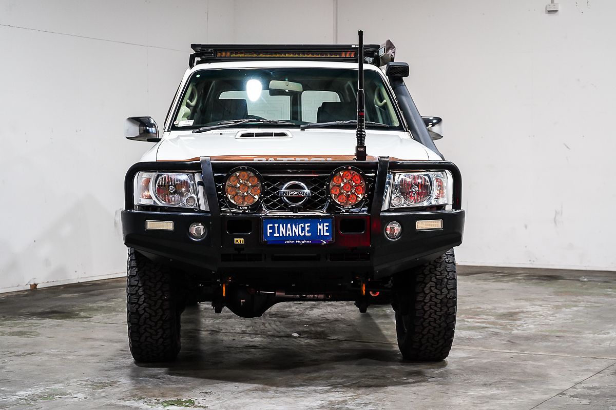 2015 Nissan Patrol ST Y61