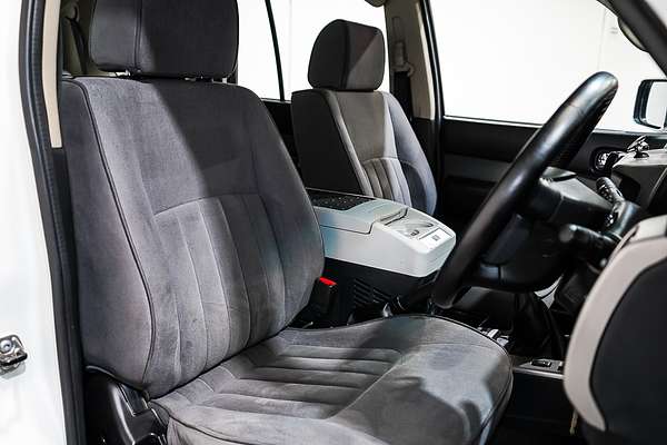 2015 Nissan Patrol ST Y61