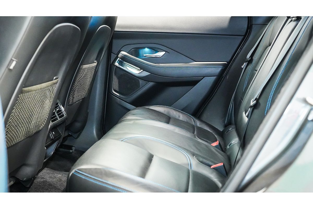 2019 Jaguar E-PACE P200 R-Dynamic S X540