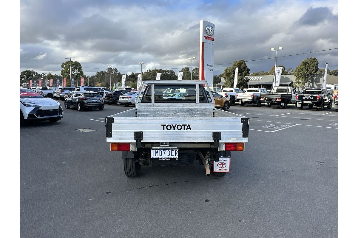 2017 Toyota Hilux Workmate TGN121R Rear Wheel Drive
