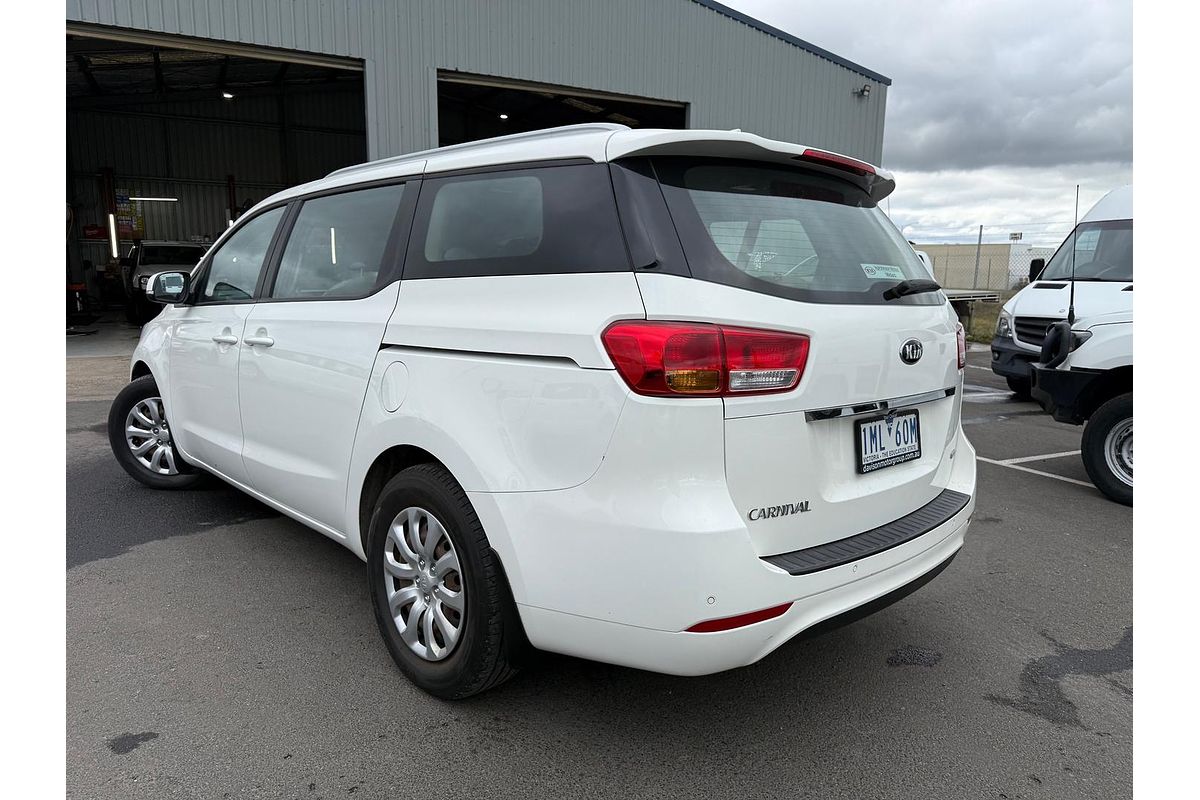 2017 Kia Carnival S YP