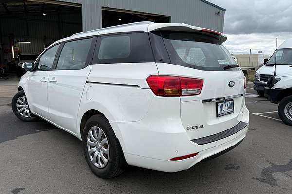 2017 Kia Carnival S YP
