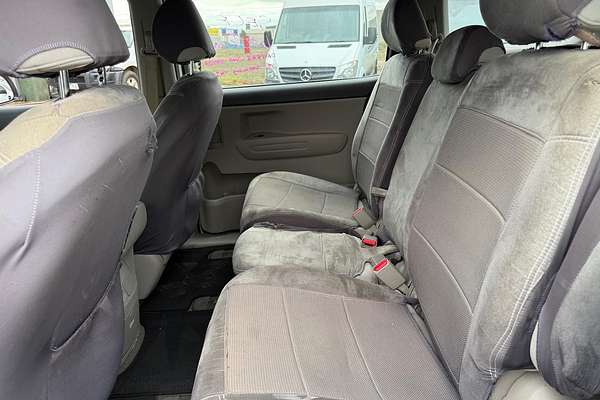 2017 Kia Carnival S YP