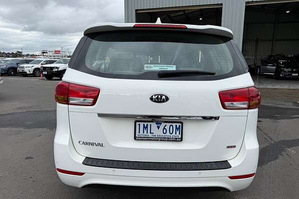 2017 Kia Carnival S YP